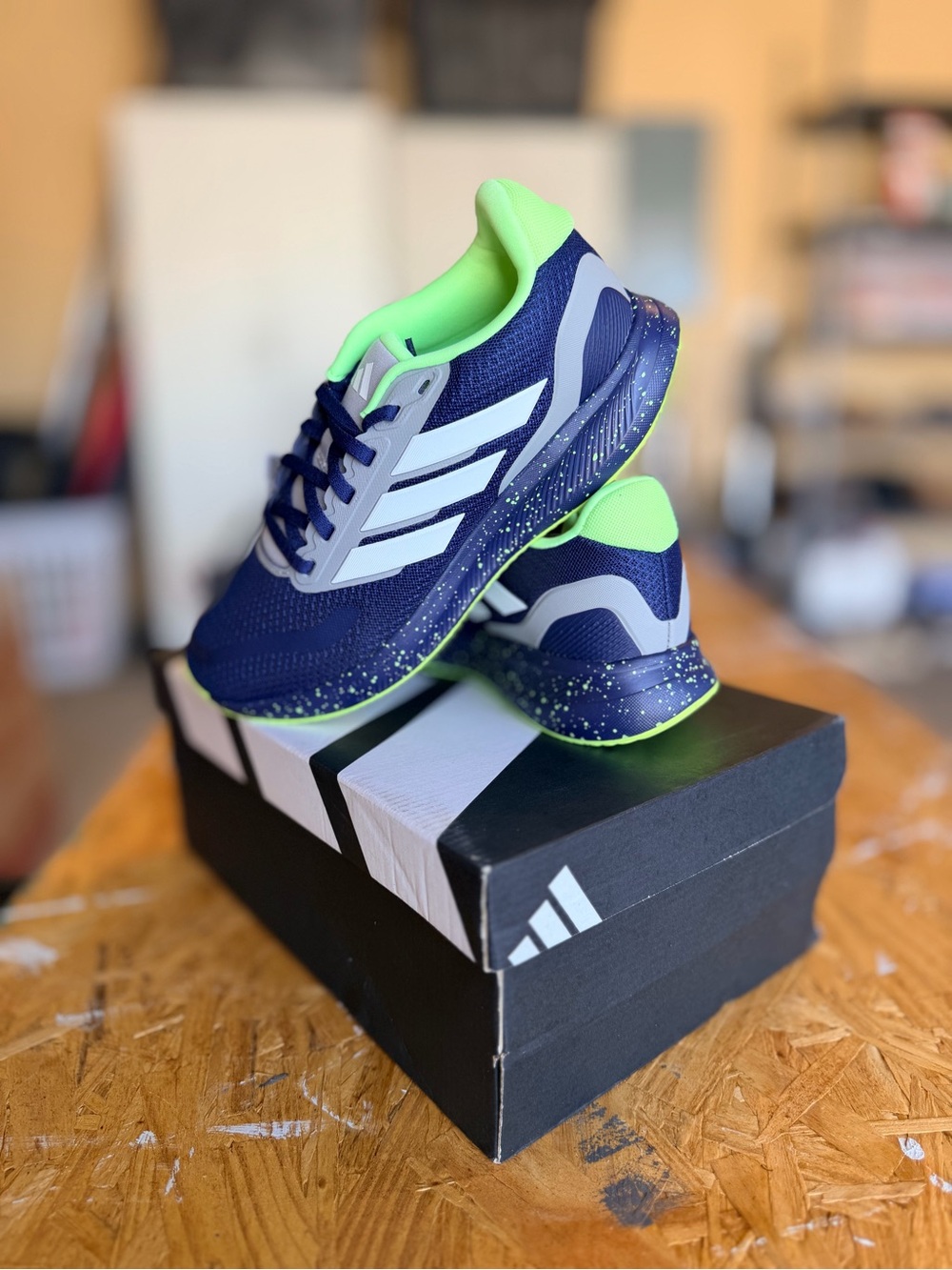 adidas Men's Neon Yellow-Green and Navy Performance Runners